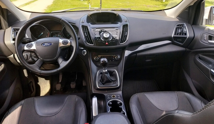 Ford Kuga cena 44500 przebieg: 216000, rok produkcji 2013 z Sianów małe 11